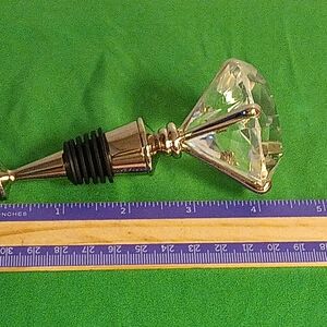 𝑳𝒂𝒓𝒈𝒆 𝑫𝒊𝒂𝒎𝒐𝒏𝒅 𝑾𝒊𝒏𝒆 𝑩𝒐𝒕𝒕𝒍𝒆 𝑺𝒕𝒐𝒑𝒑𝒆𝒓